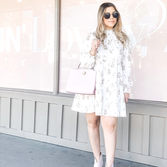 Meet your Posher, Lindsay - Picture 5 of 5